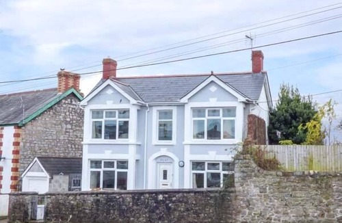 Vale of Glamorgan Cottage | Pen Hill