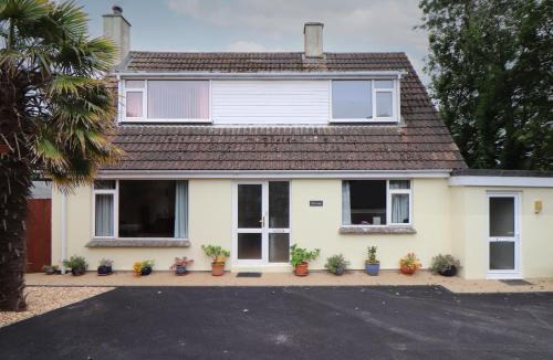 Mullion House | Pencoys
