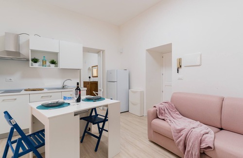 Otranto Historic Centre House | Penelope House Centro Storico: Modern Design, Wi-Fi & Air Conditioning