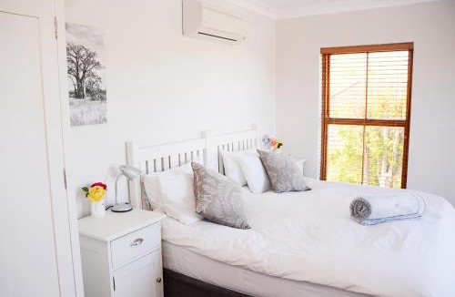 Stellenbosch Bed & Breakfast | Penelope's Stellenbosch
