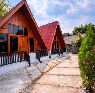 Sewon House | penginapan omah kampung