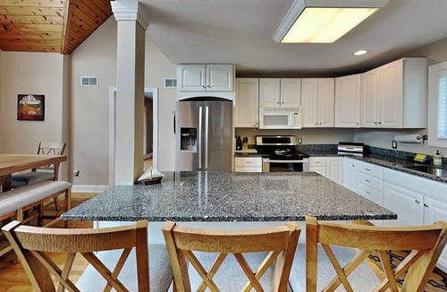 Blakeslee House | Penn Point Paradise | Great View, Dock, Hot Tub!