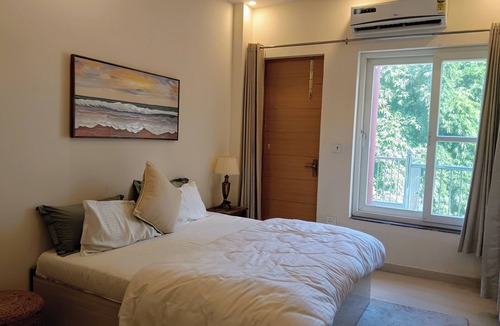 Tapovan Hotel | Pennylane Hotel