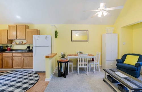 North Northwest Pensacola Apartment | Pensacola Studio Apt near UWF Beaches & Downtown