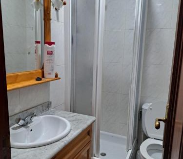 Samos Hostel | Pensión Castro Parrillada