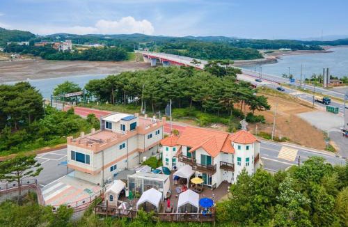 Nam House | Pension 1830