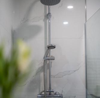 Ahnatal-Weimar Hostel | Pension Ahnatal