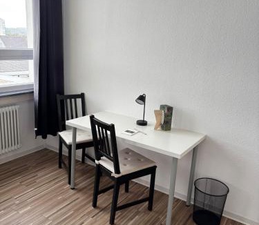 Stuttgart House | Pension Albert - möblierte Einzel- und Doppel- Zimmer auf Zeit