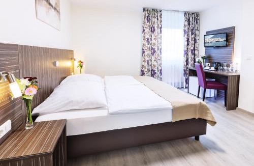 Herzogenaurach House | Pension Altes Backhaus