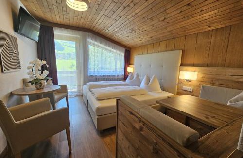 Pedraces House | Pension Atlantic