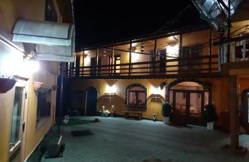 Talmaciu House | Pension Calborean