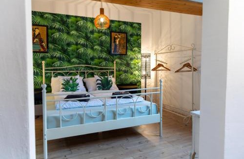 Wolframs-Eschenbach Apartment | Pension-EINFACHANDERS