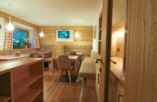 Pedraces Hotel | Pension Enzian