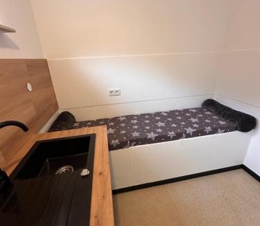 Herdorf Hostel | Pension Hostel Herdorf