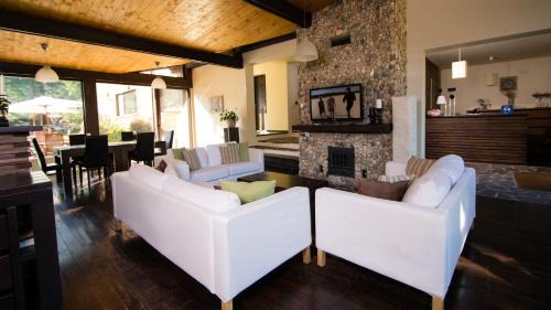Arieseni House | Pension Iara