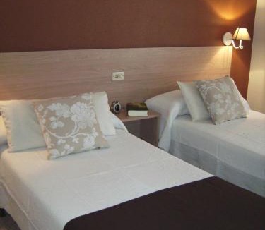 Almassora House | Pension Miami