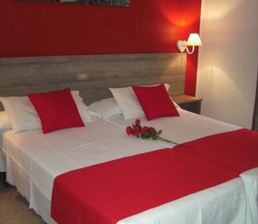 Almassora House | Pension Miami