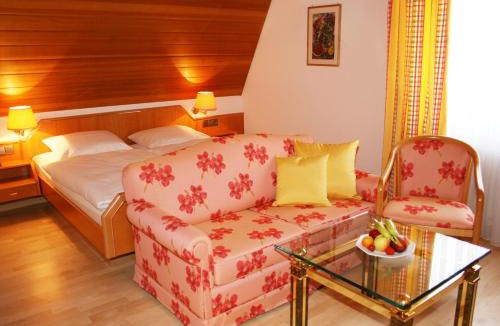 Bretzfeld House | Pension Rose
