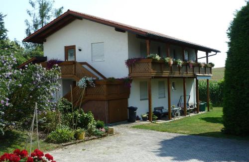 Aidenbach House | Pension Sochor