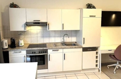 Heide Apartment | Pension: Super Flat No. 1 in best location