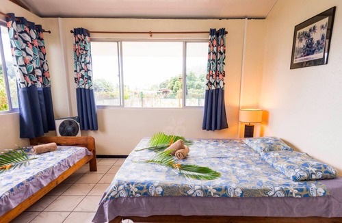 Paea Hostel | Pension Te Miti - Hostel