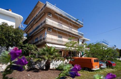 Methana House | Pension Vienna