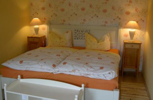 Finsterbergen House | Pension Waldesblick