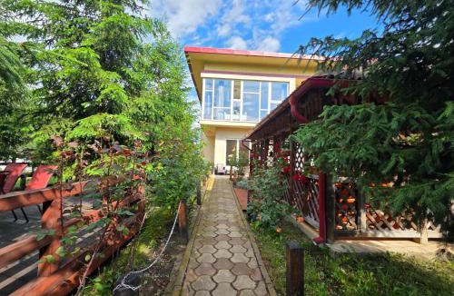 Comanesti House | Pensiune Excelenta