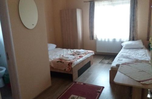 Hereclean Bed & Breakfast | Pensiunea agroturistica Primavara