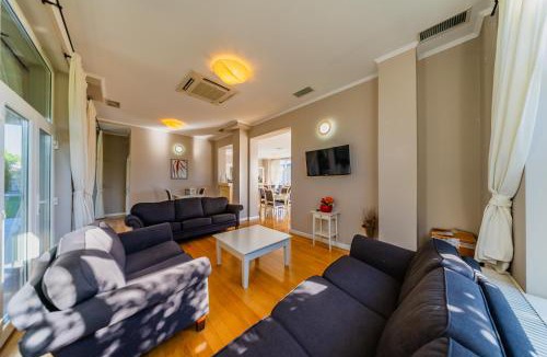 Arad House | Pensiunea Belanco