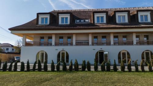 Ghimpati Hotel | Pensiunea Bila