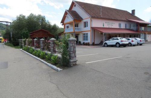 Brad House | Pensiunea Cetina