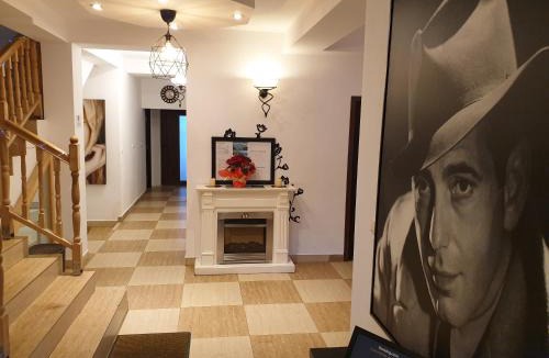 Busteni House | Pensiunea Clasic