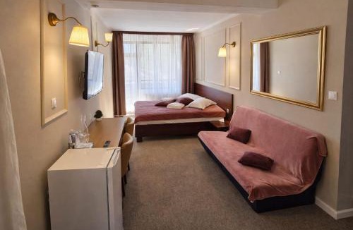 Busteni House | Pensiunea Clasic