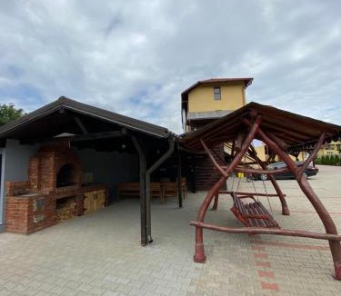 Nasaud House | Pensiunea COCO