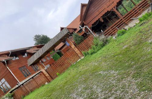Salciua de Jos House | Pensiunea codru