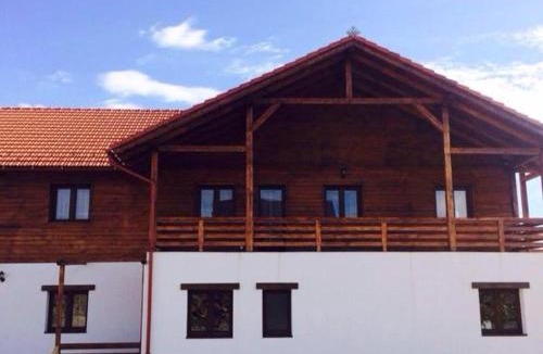 Piatra Fantanele House | Pensiunea Daniela
