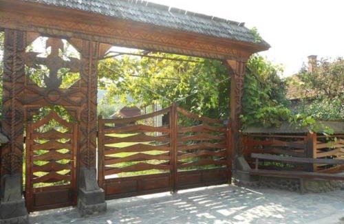 Vadu Izei House | PENSIUNEA DENISIA