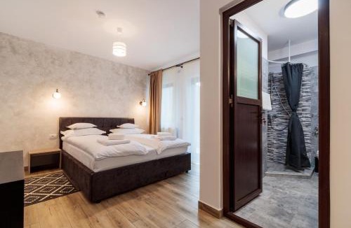 Caciulata House | Pensiunea Doro