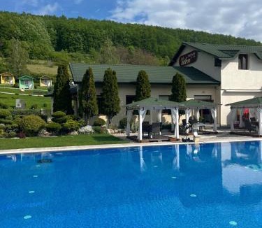 Jibou House | Pensiunea Eden