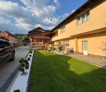 Borsa House | Pensiunea Edy
