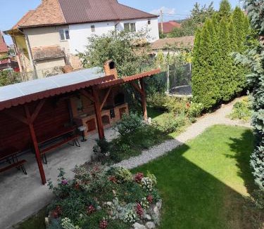 Lazaret House | Pensiunea Eli