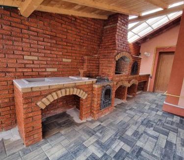 Curtea De Arges House | Pensiunea Eric