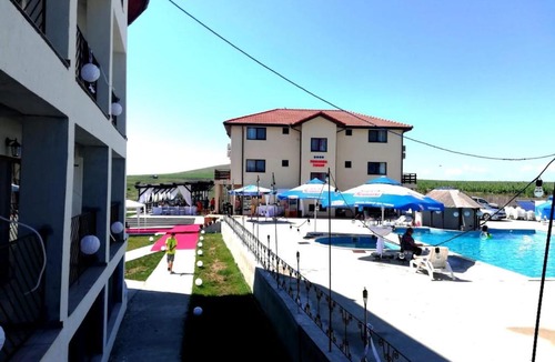 Razim Lake House | Pensiunea Fabian