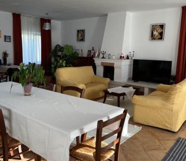 Sacele House | Pensiunea Funivia