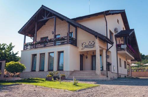 Corcova House | Pensiunea Gabriel