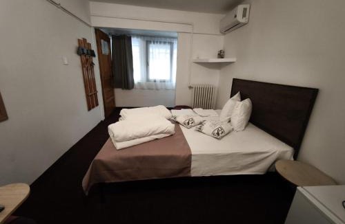 Brad House | Pensiunea Irina