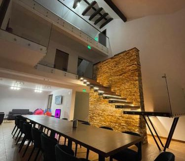Bratca House | Pensiunea Lavanda