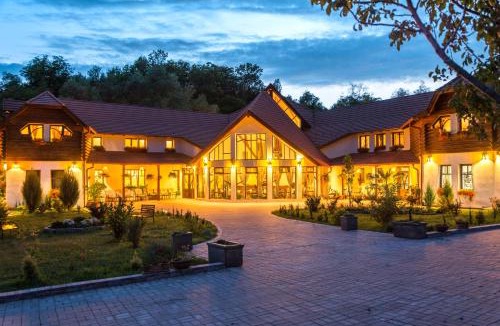 Gherla House | Pensiunea Meander
