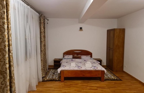 Baia de Fier Hotel | Pensiunea MedAless